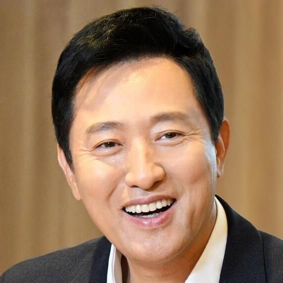 QS Quacquarelli Symonds.